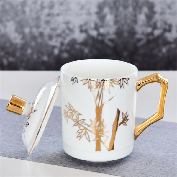Bone China Covered Cup