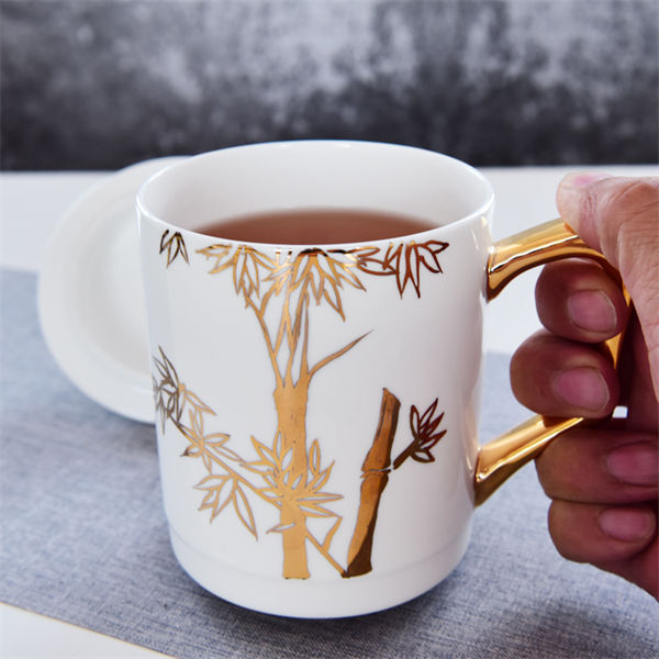 Bone China Covered Cup