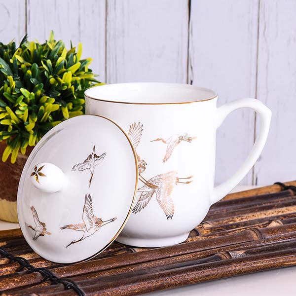 Crane Bone China Covered Cup
