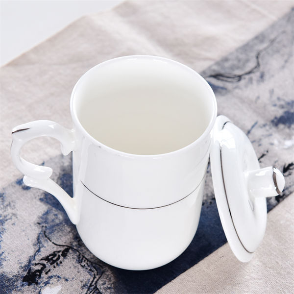 Korean Style Bone China Covered Cup