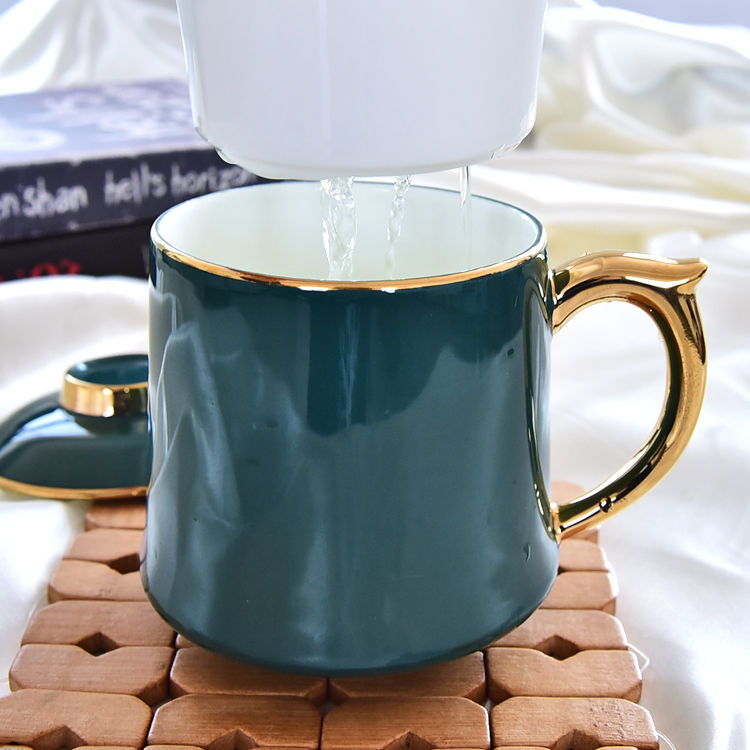Baichuan Green Bone China Tea Strainer Covered Cup