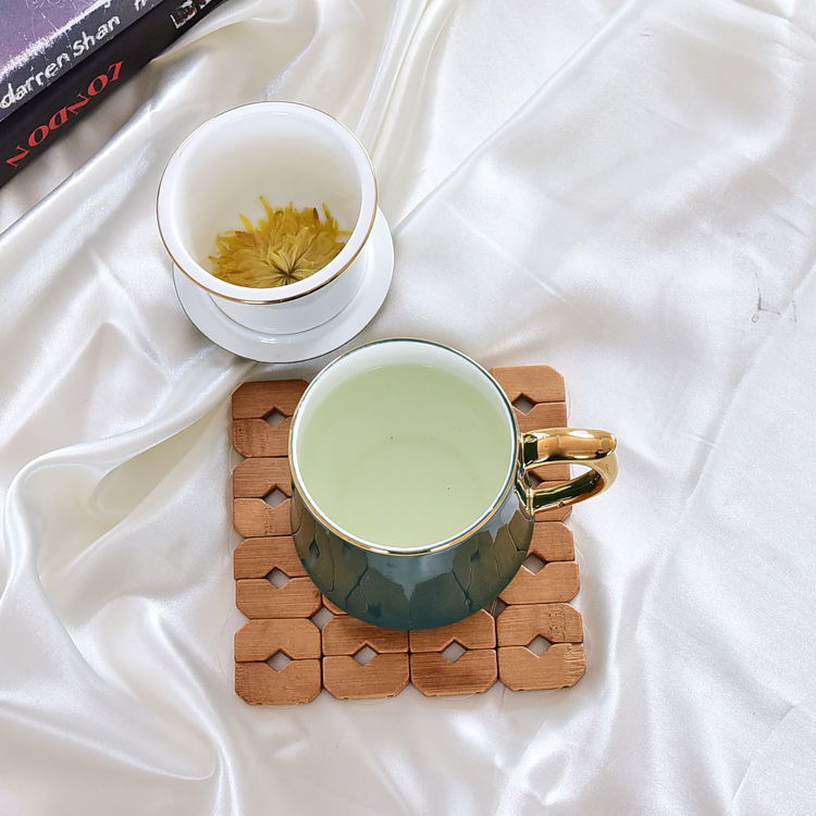 Baichuan Green Bone China Tea Strainer Covered Cup