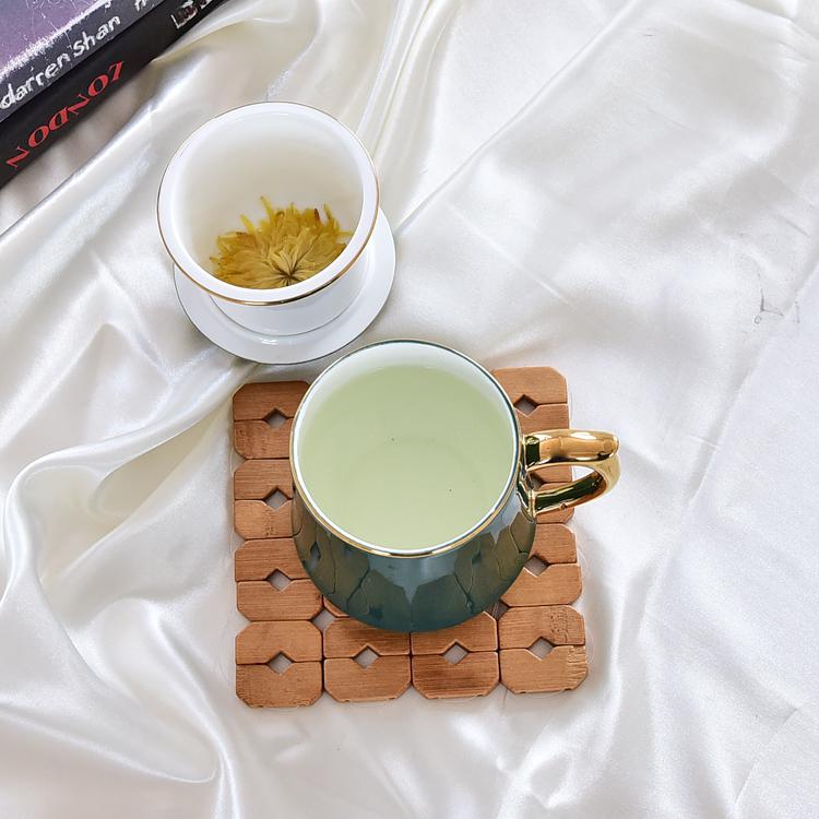 Large Bone China Tea Strainer Covered Cup 2