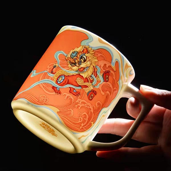 Lucky Lion Bone China Tea Strainer Covered Cup