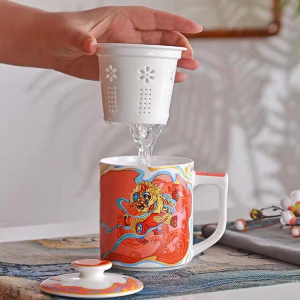Lucky Lion Bone China Tea Strainer Covered Cup
