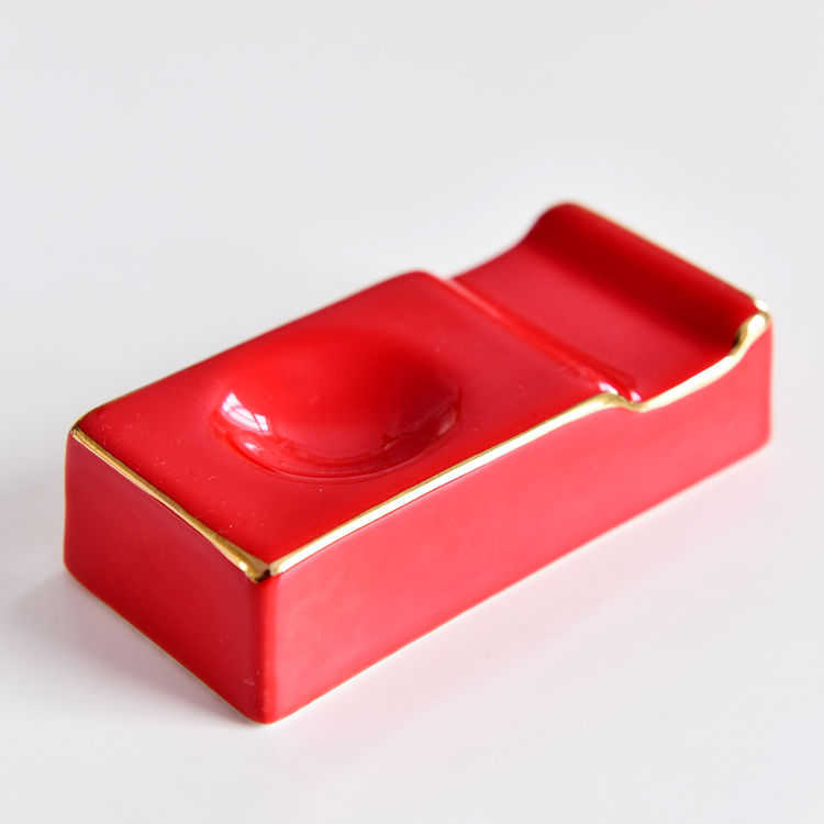 Red Glazed Bone China 9-piece Table Setting
