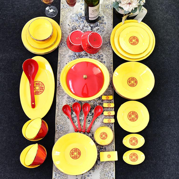 38-piece Home has a Daughter Porcelain Dinnerware