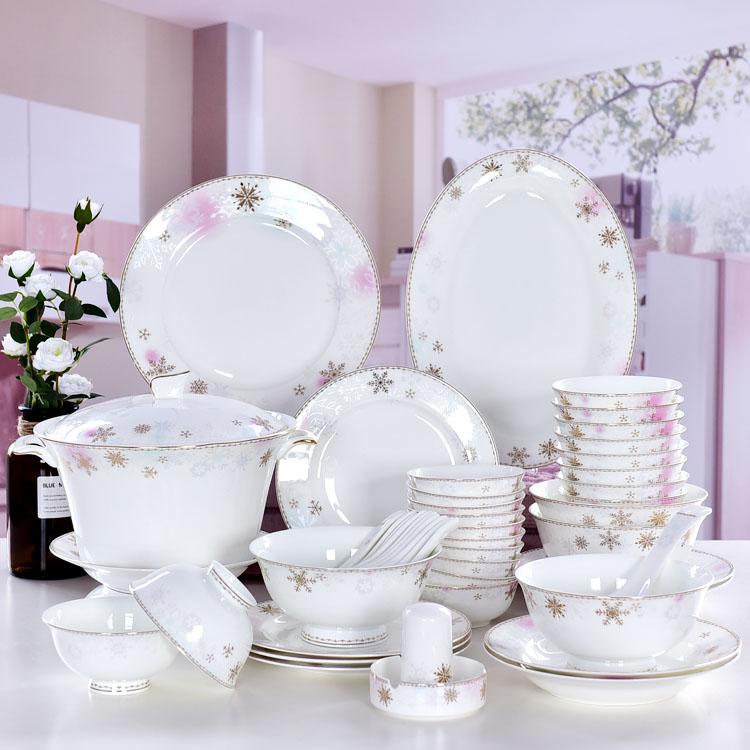 40-piece Flower in Snow Porcelain Dinnerware