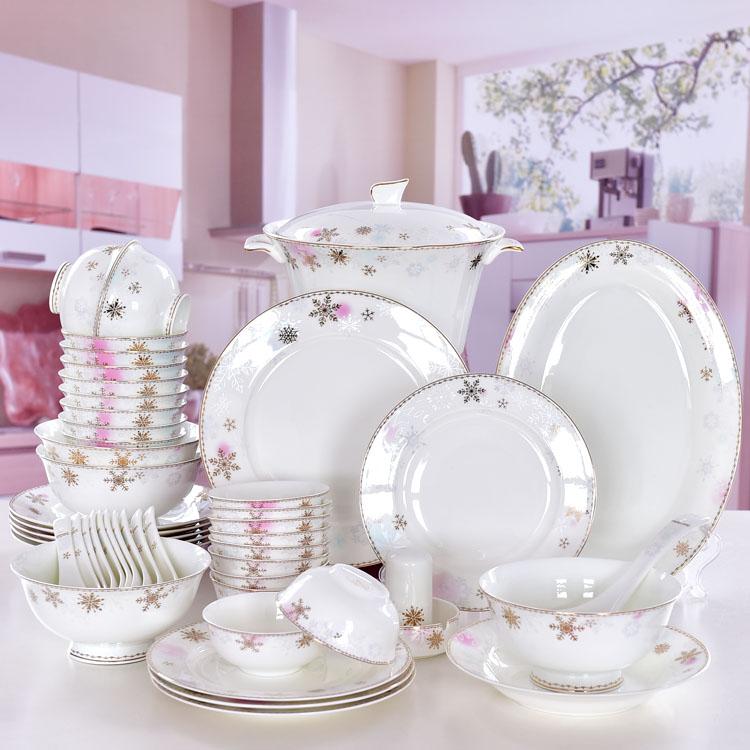 40-piece Flower in Snow Porcelain Dinnerware