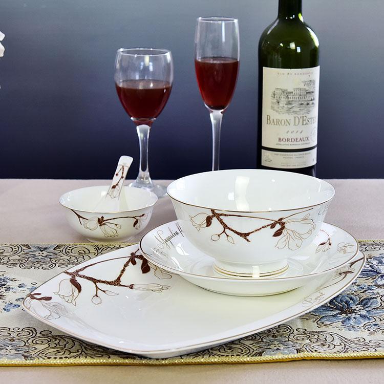 52-piece Magnolia Porcelain Dinnerware
