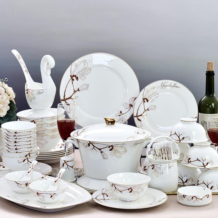 52-piece Magnolia Porcelain Dinnerware
