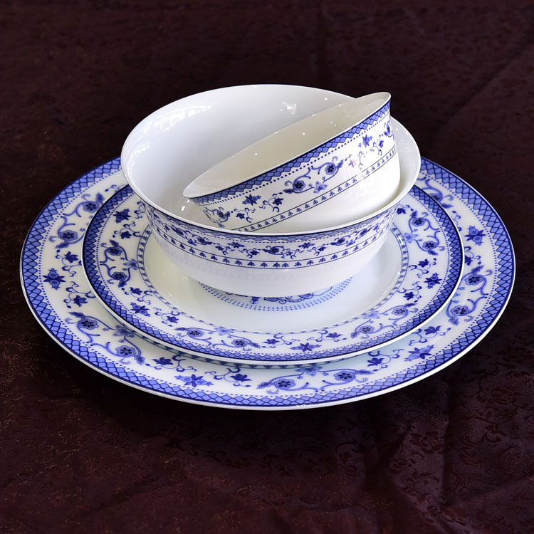 Blue and White 51-piece Porcelain Dinnerware Present Suit