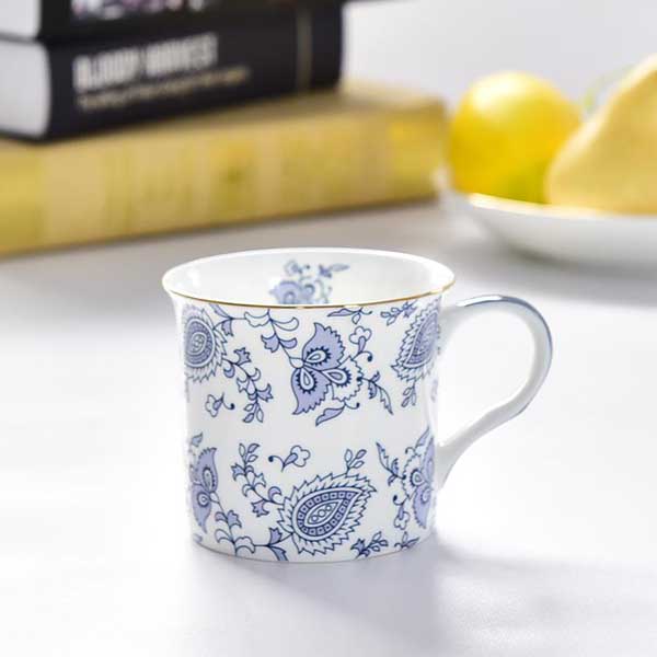 Blue and White Elegance Inverted Mouth Porcelain Cup