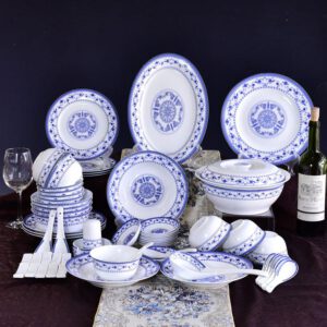 Blue and White Porcelain Dinnerware Present Suit