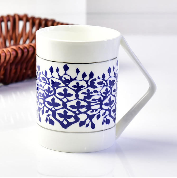 Creative Corner Handle Blue and White Porcelain Cup