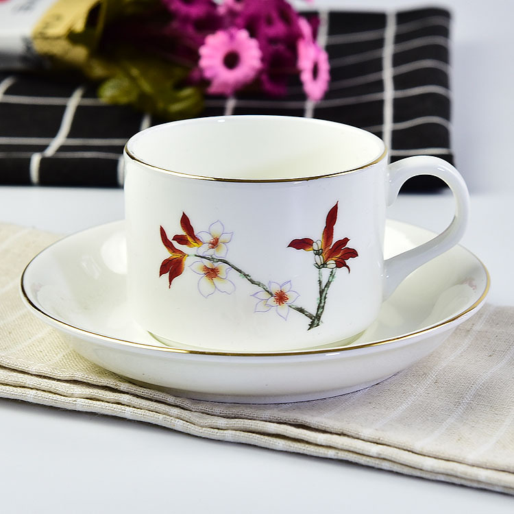 Customizable Austrian Style Bone China Coffee Cup and Saucer