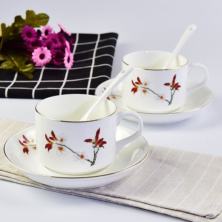 Customizable Austrian Style Bone China Coffee Cup and Saucer