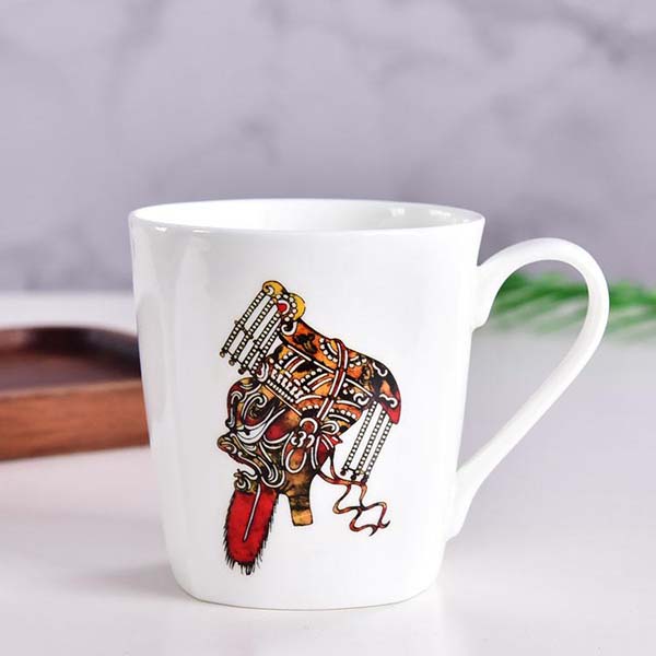 Face Painting Porcelain Square Cup