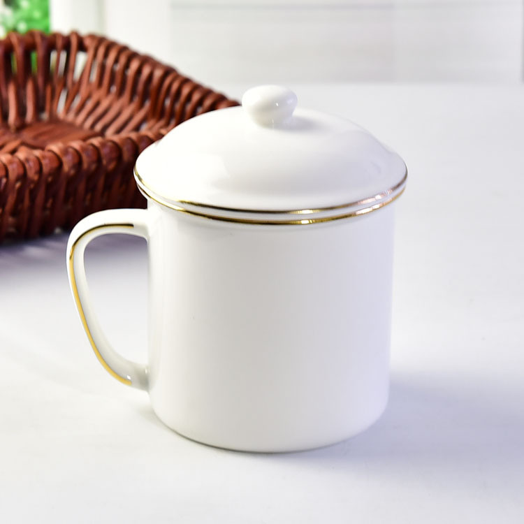 Gild Imitating Enamel Porcelain Cup