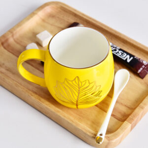 Maple Leaf Porcelain Belly Cup