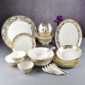 Relief Golden Porcelain 28-piece Dinnerware