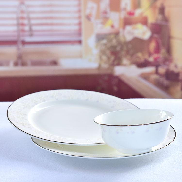 Sakura 50-piece Porcelain Dinnerware