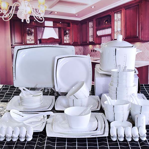 Time Love Song 60-piece Porcelain Dinnerware