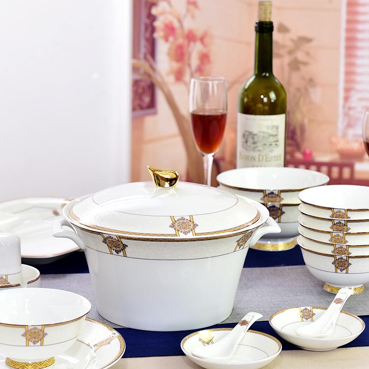 Time Lover Porcelain Dinnerware
