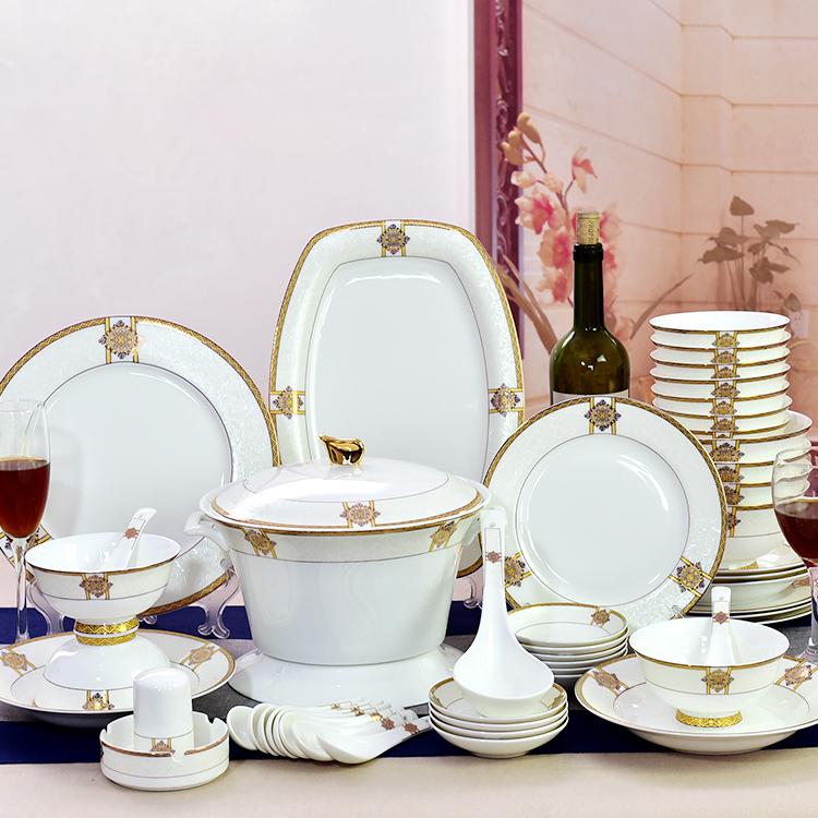Time Lover Porcelain Dinnerware