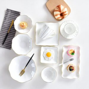 Wave Rimmed Porcelain Dinnerware