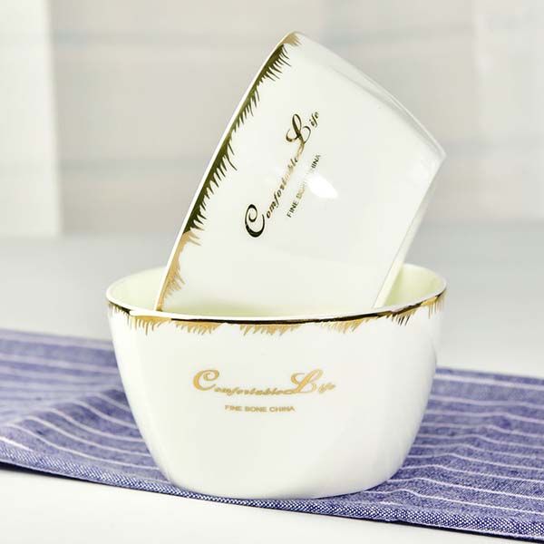 4.5 Inch Porcelain Square Bowl