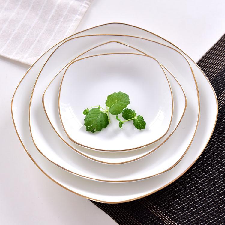 Golden Rimmed Porcelain Square Customizable Porcelain Dinnerware