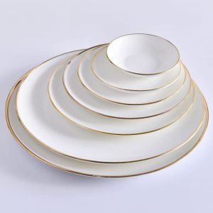 Wide Golden Rimmed Moonlight Porcelain Plate Customizable Porcelain Dinnerware