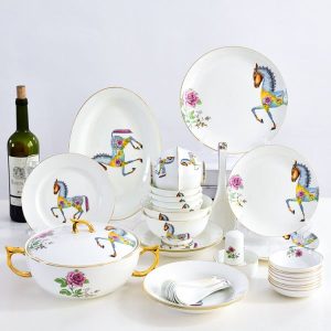 Common Types of Porcelain Tableware and Their Unique Features