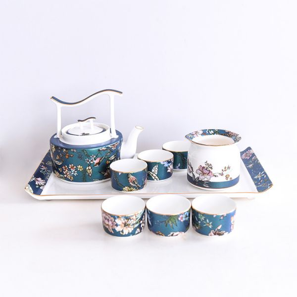 The Characteristics of Bone China Teaware: Why It's So Special